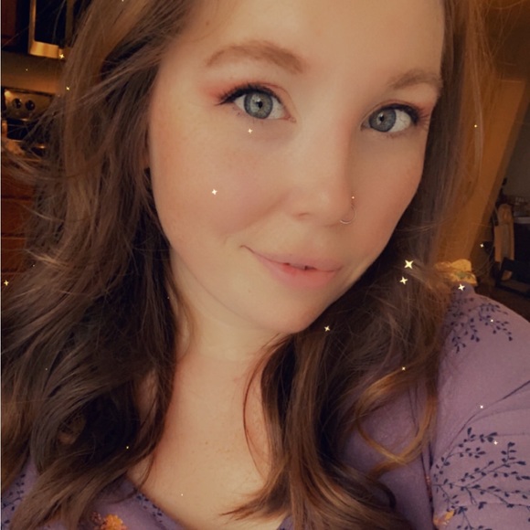 Meet your Posher, Chantelle - Picture 1 of 4